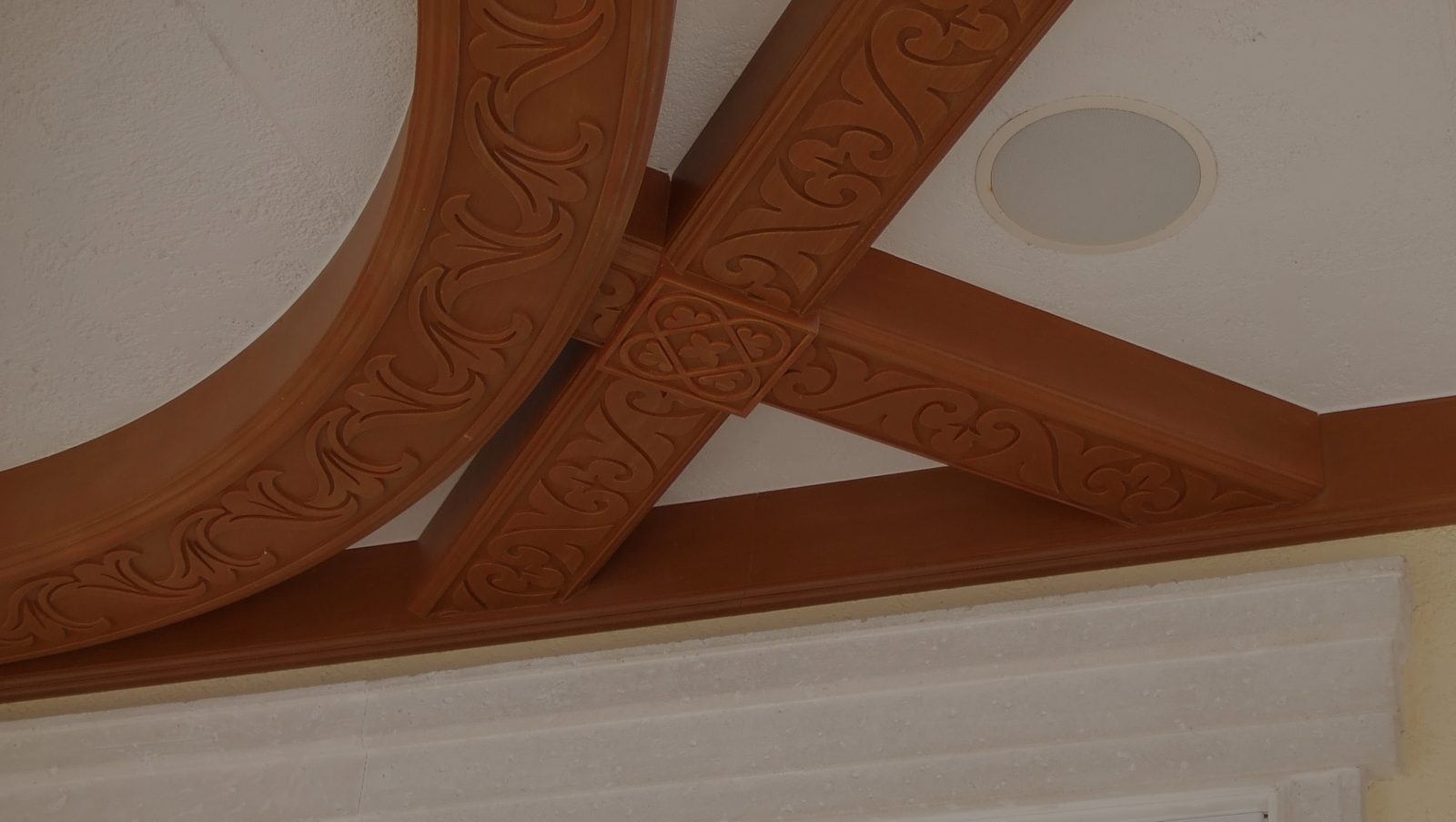 Hand-carved ceiling beams by Elite Woodwork